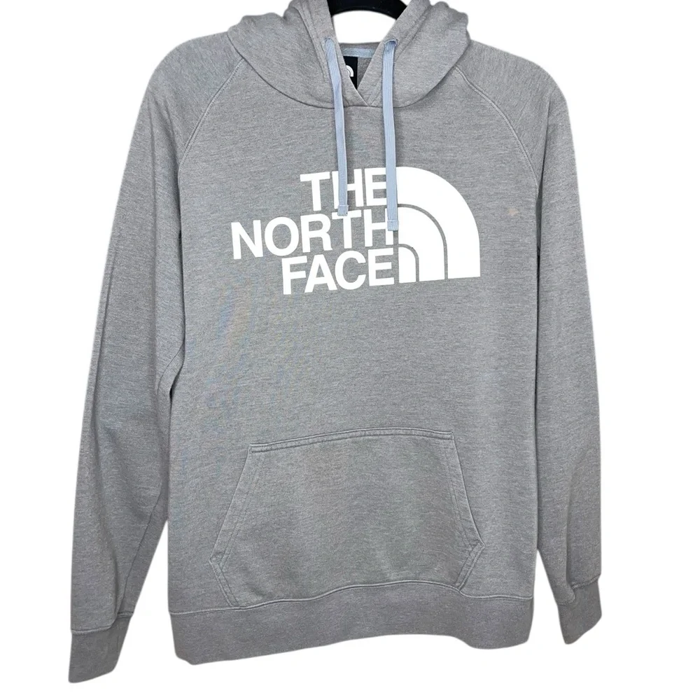 ~‎ Women’s The North Face Gray Hoodie Size Medium